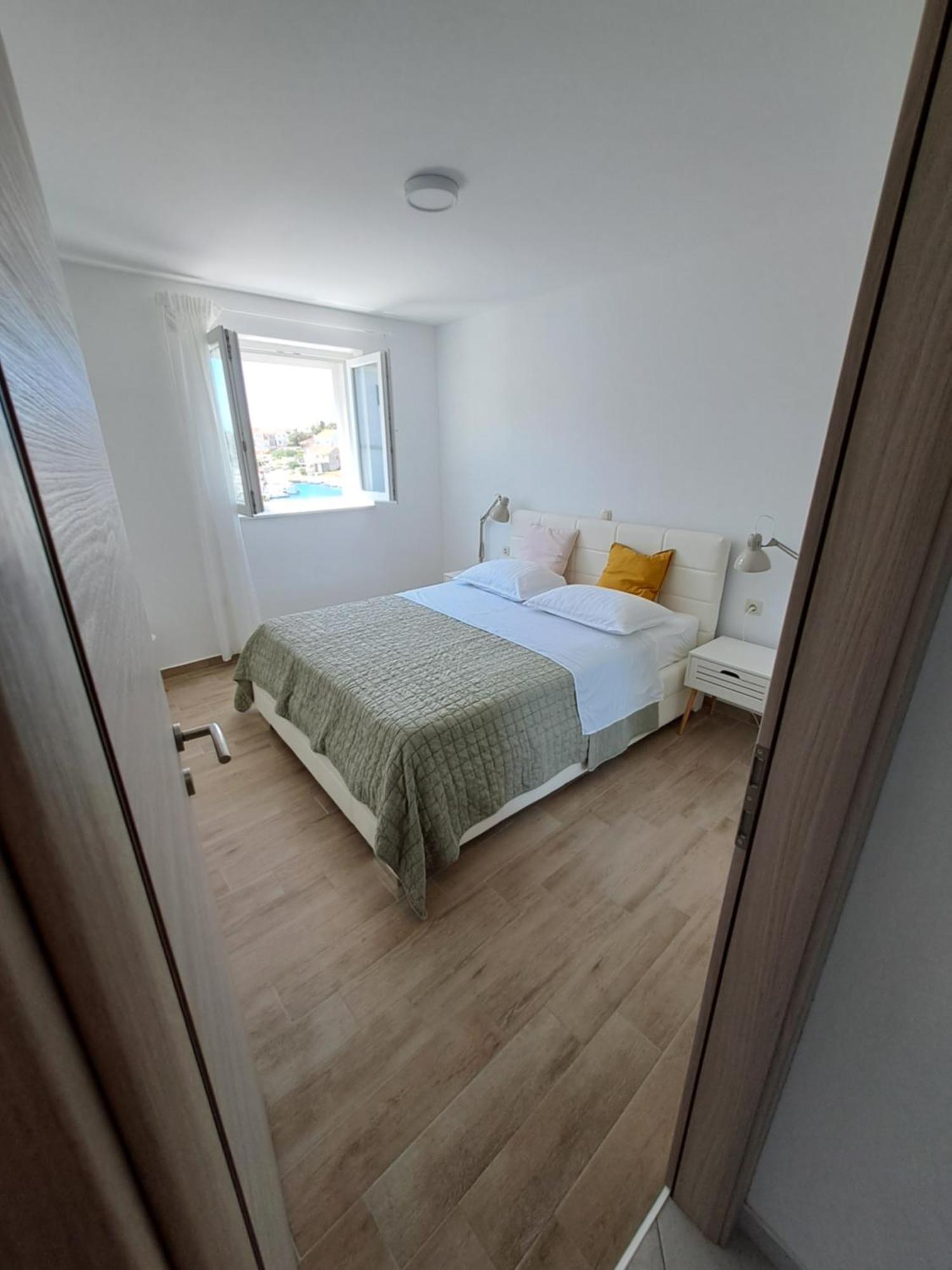 Apartmani Rak Razanj Ngoại thất bức ảnh